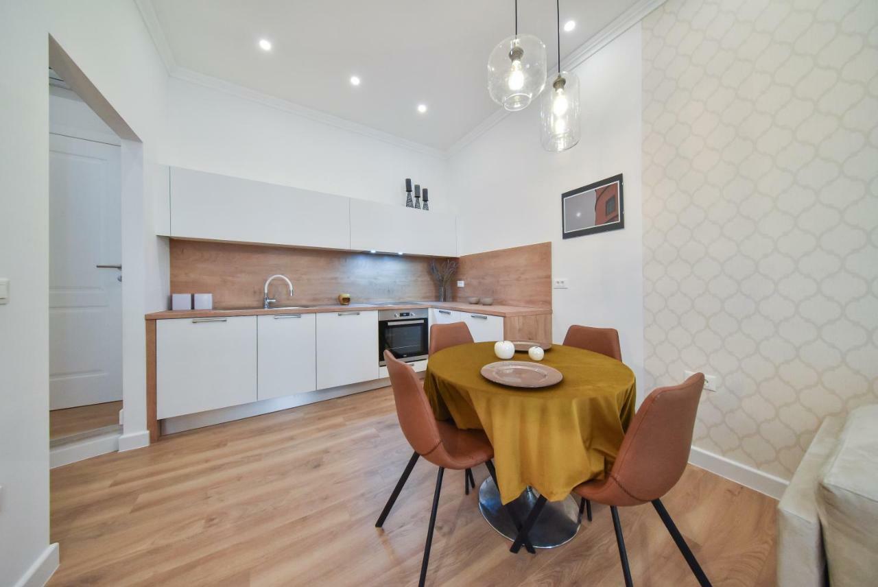 Center Simeon Apartment Задар Екстериор снимка